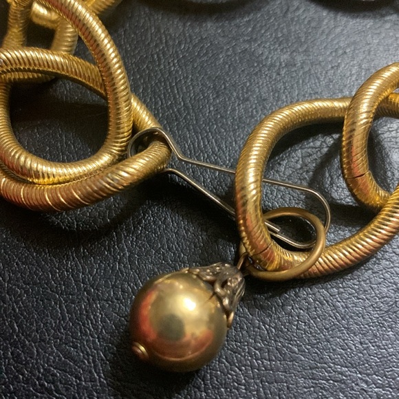 Gold Chain Belt / Necklace 40 inch BEAUTIFUL CUT!! w/ ball dangle - Picture 3 of 3